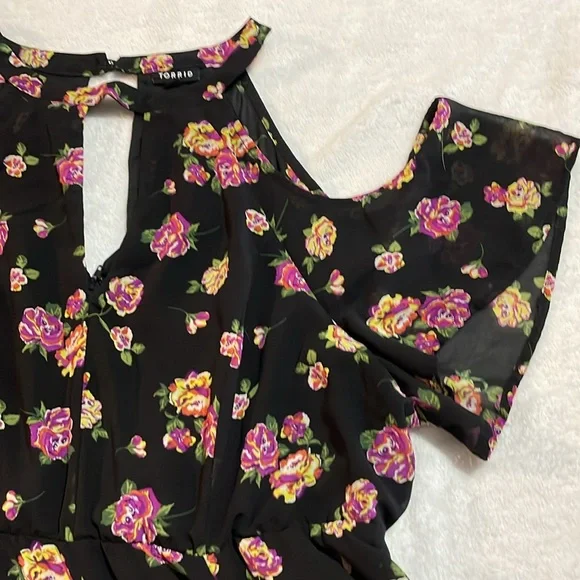 Torrid Floral Black Cold Shoulder Dress - Picture 6 of 9